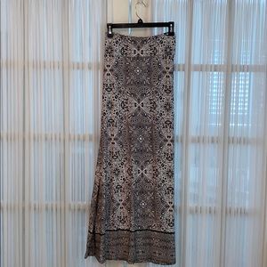 Full length stretchy skirt